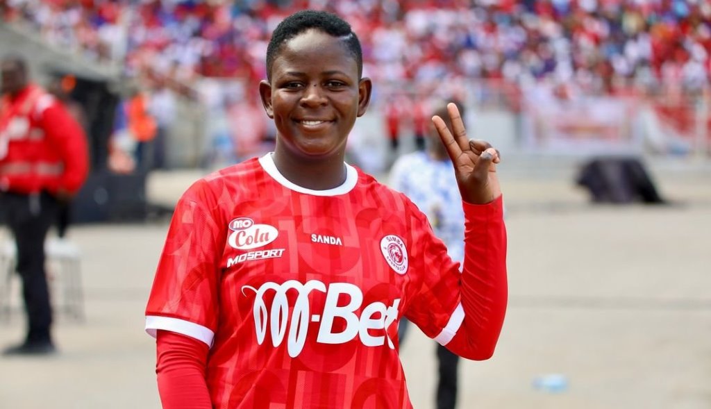 Jentrix Shikangwa has extended her contract with Tanzania Women’s Premier League Champion Simba Queens FC