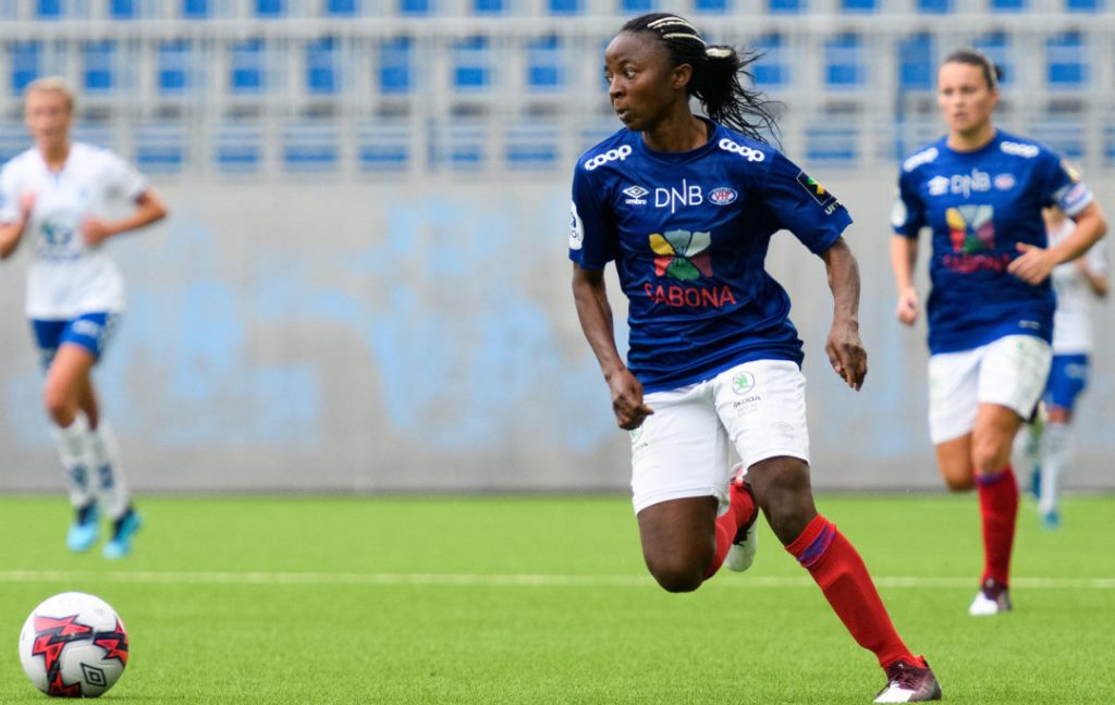 Ajara renouvelle avec LTA